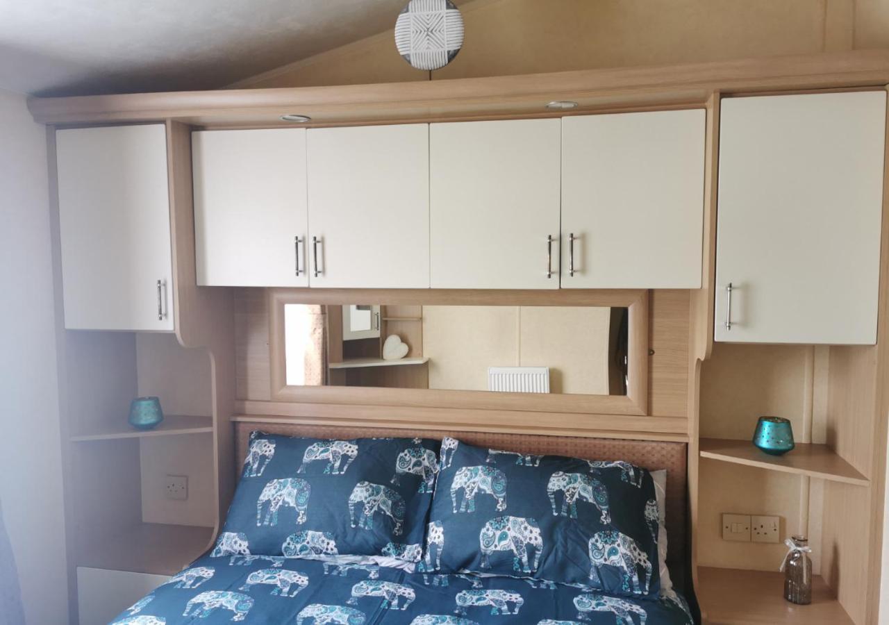 Tranquil 6 Berth Luxury Holiday Home Chichester Dış mekan fotoğraf